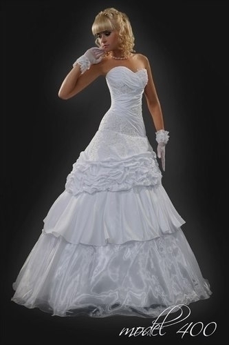 Свадебное платье в стиле А-силуэт - фото с сайта strananevest74.ru