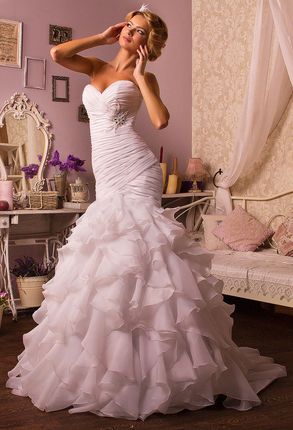 Свадебное платье фасона "Русалка" - фото с сайта madonna-salon.ru